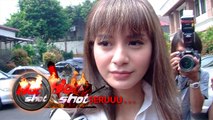 Hot Shot Seruuu: Sidang Cerai Kirana Larasati Kembali Ditunda - Hot Shot 16 Juni 2017