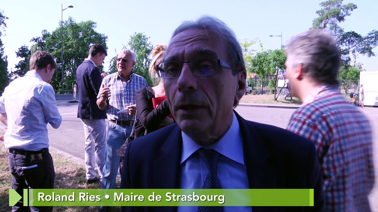 Un nouveau panneau bilingue à l'entrée de la ville