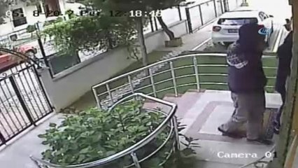 Maltepe'de Bir Apartman 2 Yılda 8'inci Kez Hırsızların Hedefi Oldu
