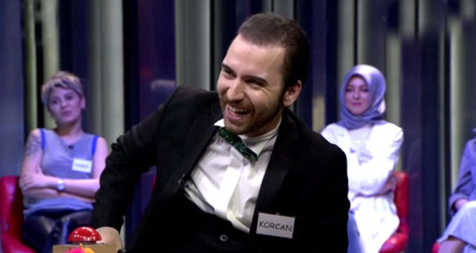 Kelime Oyununu Trolleyen Korcan Bu Sefer Gerçek Kimliği İle Yarışmaya Katıldı