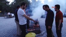 Gaziantep - Gaziantepliler Sıcak Havada Açık Alanda Iftar Yapıyor