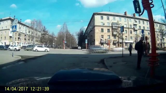 Fun sur la route, les pilotes les plus célèbres dans le monde. Amusez-vous avec les routes de la planète vsex 2017