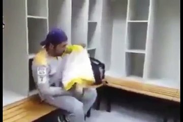 Cricketer Sarfraz Ahmed recites naat