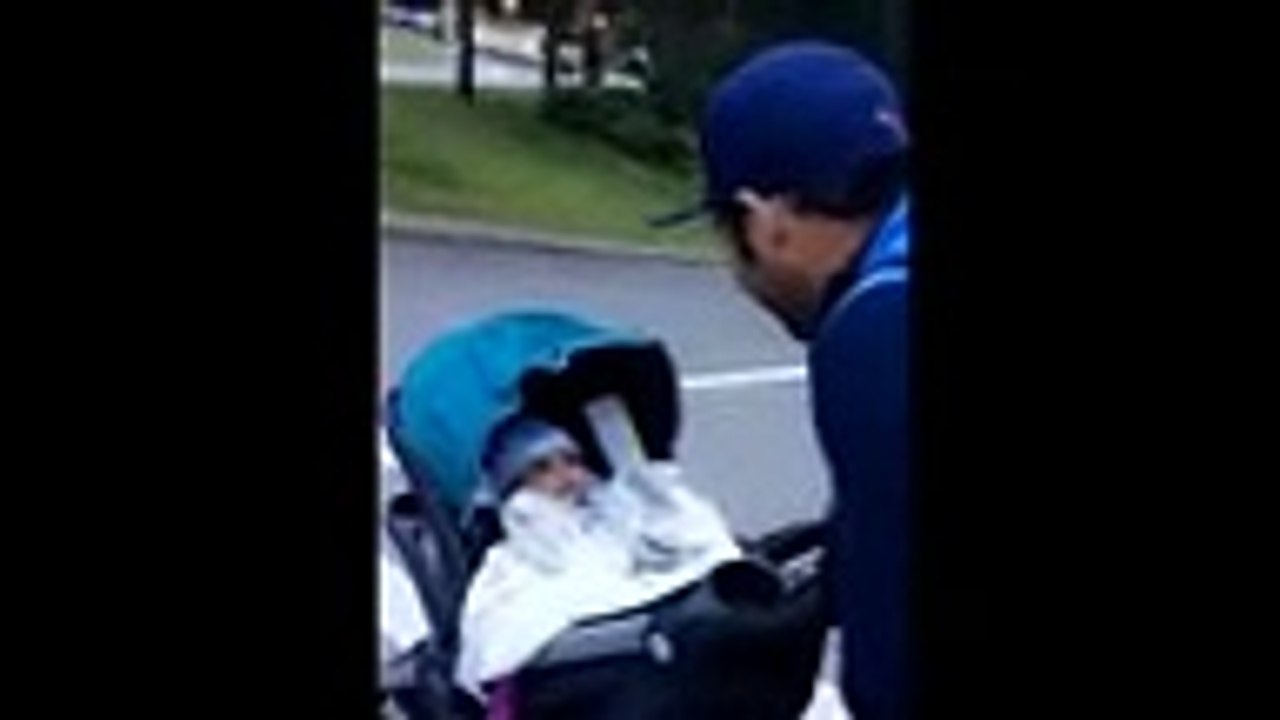 Sarfraz Ahmed Reciting Naat For His Son Abdullah