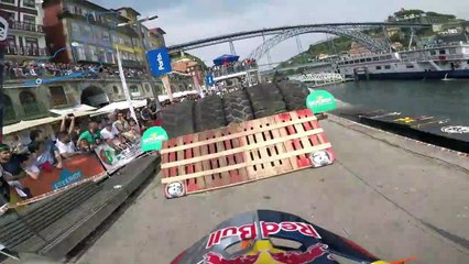La course du pilote Jonny Walker en caméra embarquée