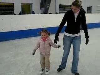 Patinoire 131007 Léane, Loulou, Delphine et moi 010