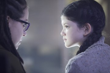 Orphan Black ## Watch Series Season 5 Episode 2 ~~ Clutch of Greed"