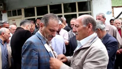 İstanbul'da Ölü Bulunan Asker Memleketi Oltu'da Toprağa Verildi