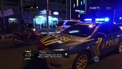 Bapak ini Tertabrak Hingga Tergeletak di Jalan Saat Petugas Kawal Rombongan - 86