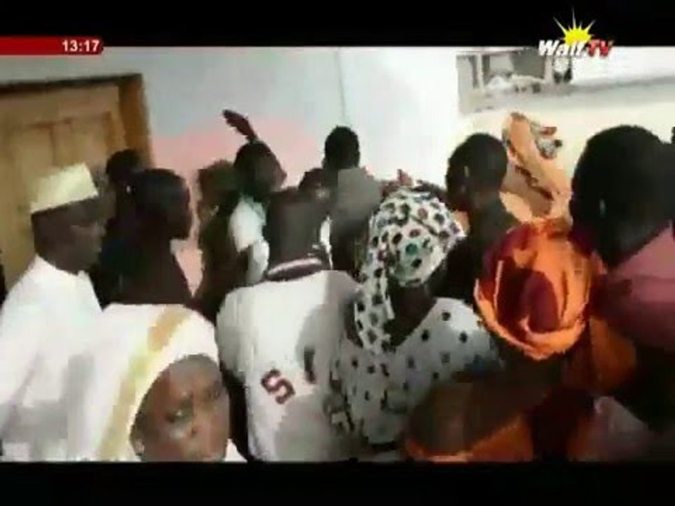 Bataille rangée entre militants APR à Yeumbeul SUD Regardez