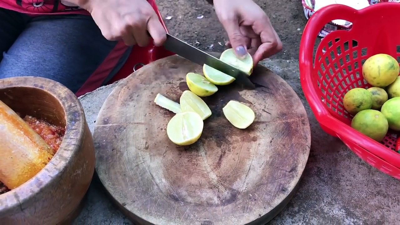 Roasted lemongrass roasted pepper with delicious, sour spicy pepper