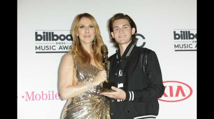 Céline Dion : son fils René-Charles rappe lors d'un concert (vidéo)