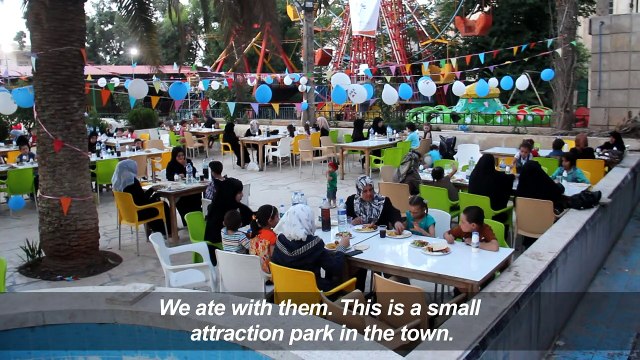 Syria: volunteers organise Iftar festival for Idlib orphans
