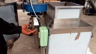 Cocoa Beans Peeling Crushing Machin