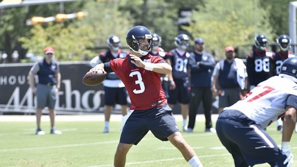 The biggest advantage Tom Savage has over Deshaun Watson during Texans' break