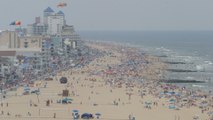 Are women allowed to sunbathe topless in Ocean City, Md.?