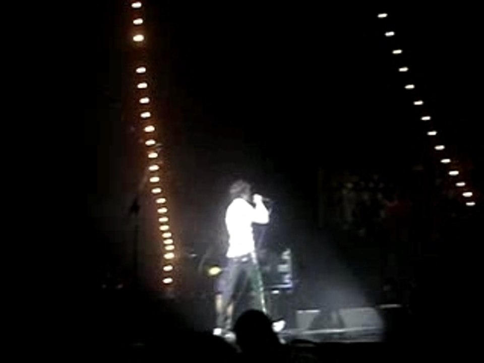 Mika Montpellier 15/10/2007 How Much Do You Love Me 2 (extr)