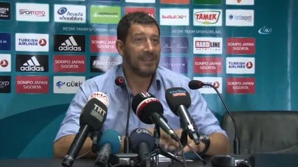 Ufuk Sarıca: "Bu Takımın Koçu Olduğum İçin Gurur Duyuyorum"