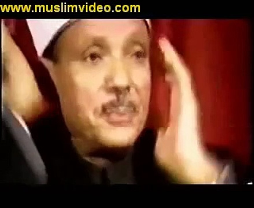فيديو نادر لعبد الباسط يبكي من خشية الله ويتماسك