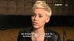 Entertainment News-Miley Cyrus Akan Tur Keliling Dunia
