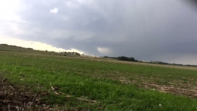 Timelapse Shows Severe Storm Blow Through Eastern Nebraska