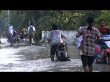 NET12 - Akses penghubung antar kecamatan di Bagorejo, Jember, terendam banjir