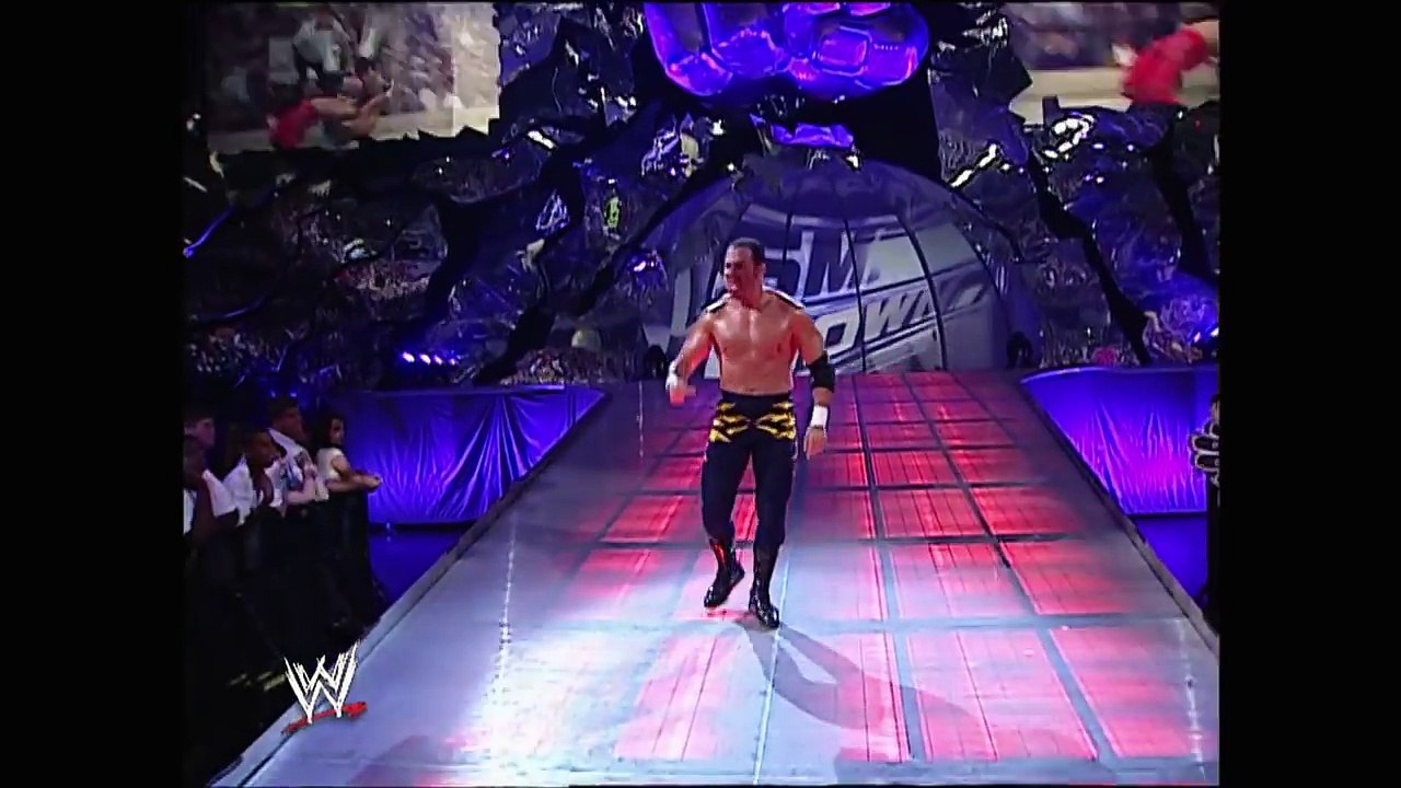 Rey Mysterio makes his WWE debut against Chavo Guerrero_ SmackDown, July 25, 2002 (720p_30fps_H264-192kbit_AAC)