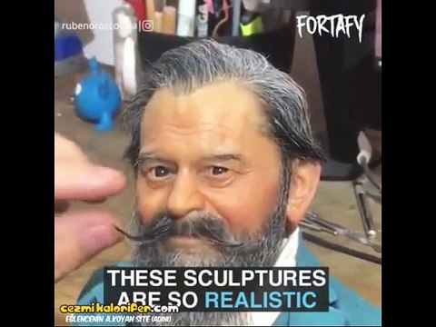 Aşırı Gerçekçi Figürler Yapan Sanatçı
