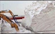 World Amazing Modern Snow Removal Intelligent Mega Machines Excavator,Trucks, Tractors, Bul