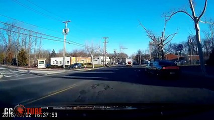 INSTANT KARMA 2017 - INSTANT JUSTICE POLICE, Instant Justice for IDIOT Drivers, Driving Fails #33