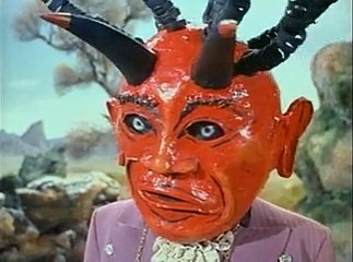 Lost In Space S03 E12  A Day At The Zoo