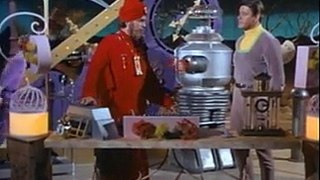 Lost In Space S03 E18  The Time Merchant