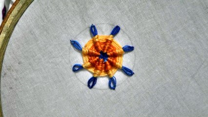 Hand Embroidery: Hand Stitch: Lazy Daisy With Spider Web