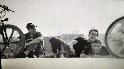 Salman Khan Shares A Candid Picture With Sohail Khan & Atul Agnihotri