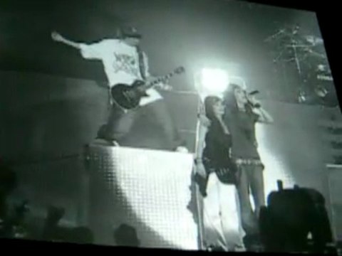 Scream avec Alice 16.10.07 bercy tokio hotel