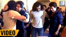 Shah Rukh Khan Celebrates Imtiaz Ali's Birthday INSIDE VIDEO