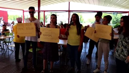 İşine Son Verilen Hocaları İçin Eylem Yaptılar