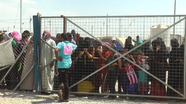 Türk Kızılayı ve Aziz Mahmud Hüdayi Vakfı'ndan Musullu Sığınmacılara Yardım