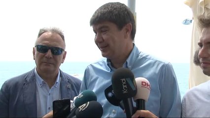 Konyaaltı Sahiline Yeniden 8 Mavi Bayrak