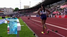 Athlétisme – Une sauteuse en longueur lâchée par… sa perruque