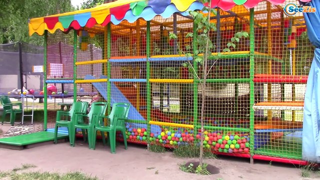 Baby Born Doll | Кукла Беби Борн и Арина на Детской Площадке Прыгаем на батуте Потеряли Куклу