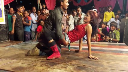 16 Year Old Indian Local Girl With Boy Performing Bhojpuri Stage Show_2017_Bhojpuri Arkestra_Romantic Dance_Mujra Dance