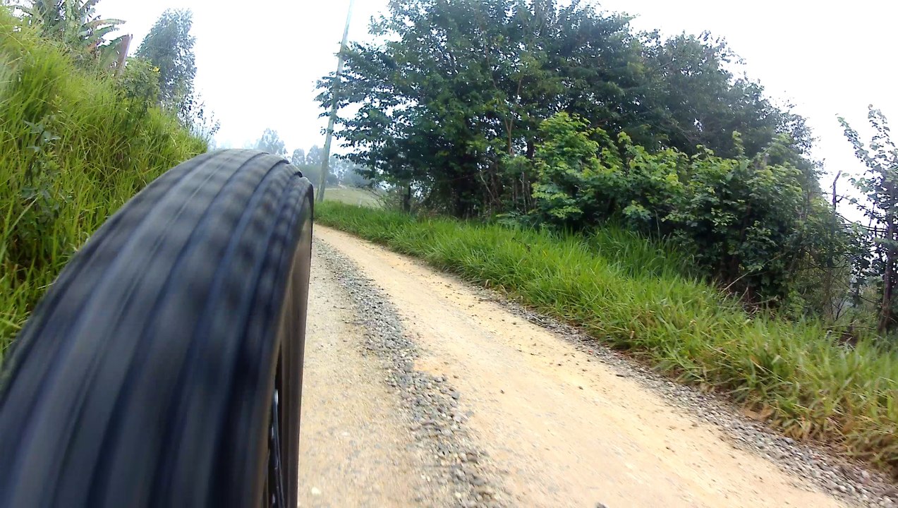 Por que pedalar? por que pedalamos,? onde pedalamos, quando pedalamos, 2,7k, ultra hd nas trilhas da porteira amarela  na serra da mantiqueira, tremembé, SP, Brasil, marcelo ambrogi, 19 amigos, Mtb. 2017