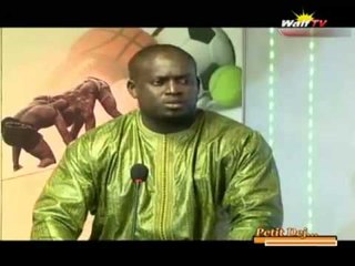 AZIZ NDIAYE sur le plateau PETIT DEJ dans People ( REGERDER )