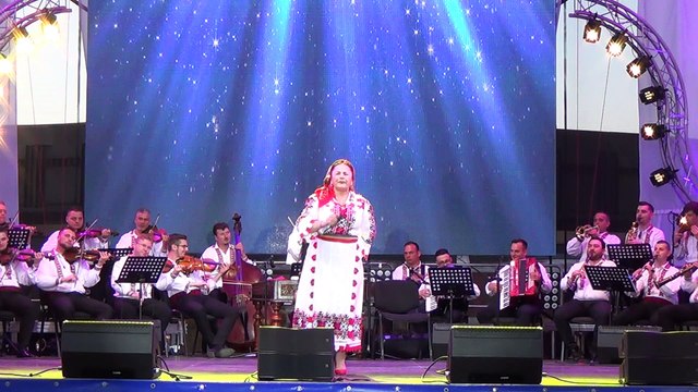 Florica Zaha &Orchestra Rapsodia Bihoreana ,dir Liviu Butiu- Bihorean cu vorba dulce