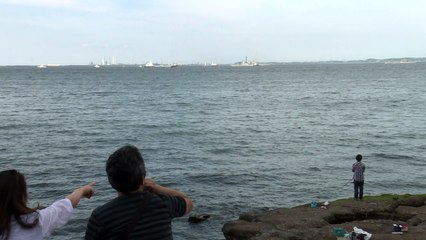 Marinheiros desaparecidos após acidente com destróier