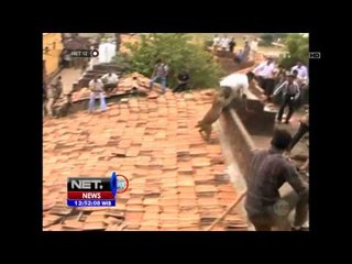 NET12 - Macan Tutul Bersembunyi diatap Rumah Warga