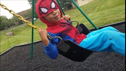 Spiderman vs Sonic!! Leo Style! / Random Courtney & Monster Leo