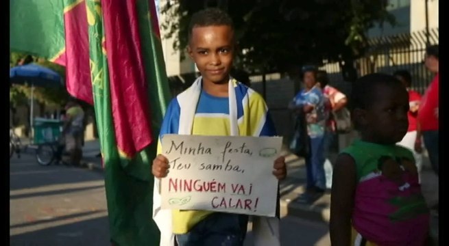 Protesta de escuelas de samba atrae poco apoyo tras amenaza de dejar a Río sin Carnaval