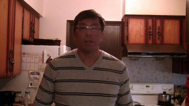 Mom's Homemade Wonton Soup (Chinese Wonton Soup Recipe) How To Make Wonton Dumplings